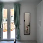 Casa de hóspedes Avi 3*